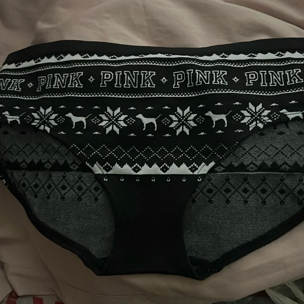 VS PINK Fair Isle Dog Print Seamless Hipster Panty Black